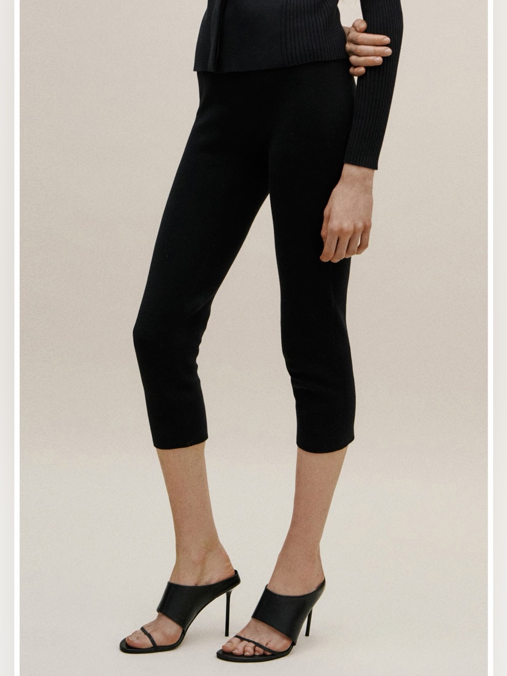 NWT Mango Knit Capri Pants, Size M
